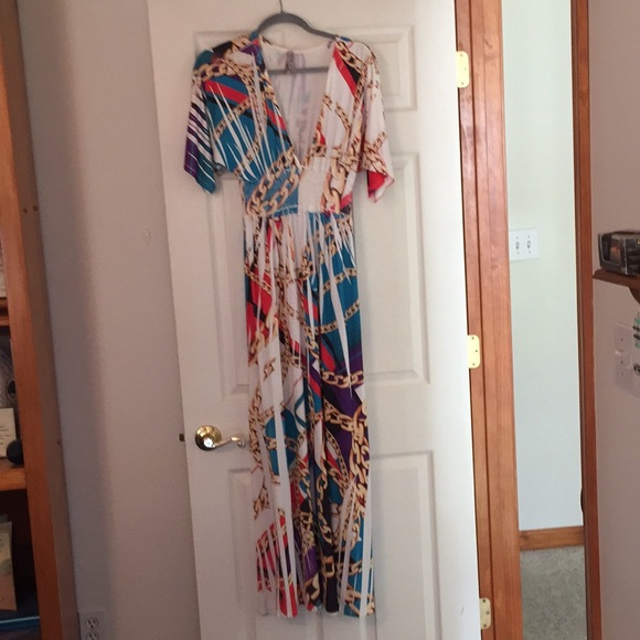 Voll Dresses & Skirts - Voll Maxi Dress Size Medium GUC 🎁